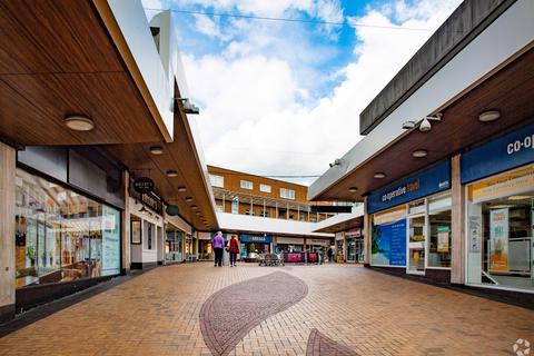 Retail property (high street) to rent, 94 The Parade Sutton Coldfield B72 1PH