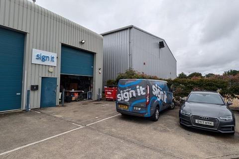 Warehouse to rent, Ampress Ln Lymington SO41 8LZ
