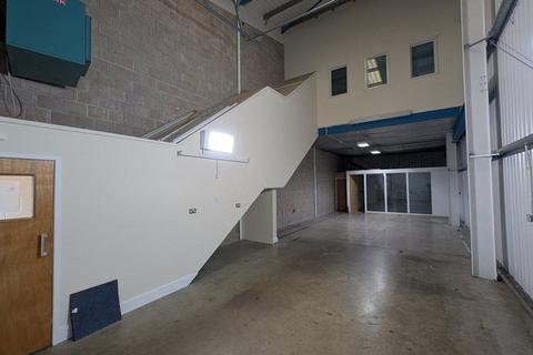 Warehouse to rent, Ampress Ln Lymington SO41 8LZ