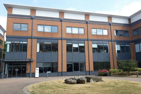 Office to rent, 2 Waterside Dr Reading RG7 4SA