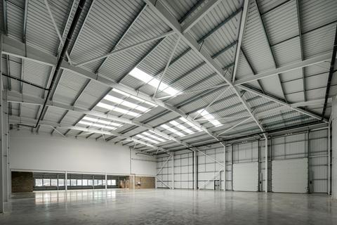Industrial development to rent, Headley Rd E Reading RG5 4SN