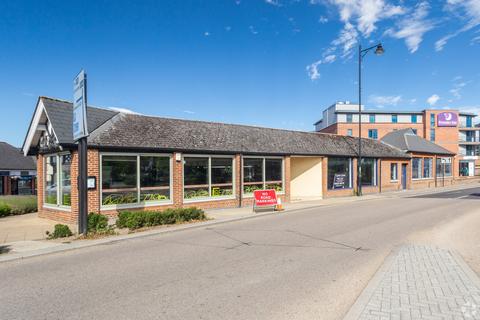 Retail property (high street) to rent, 2 Exeter Rd Newmarket CB8 8LT