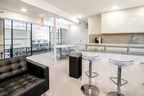 Office to rent, 8 Hollybush Row Oxford OX1 1JH