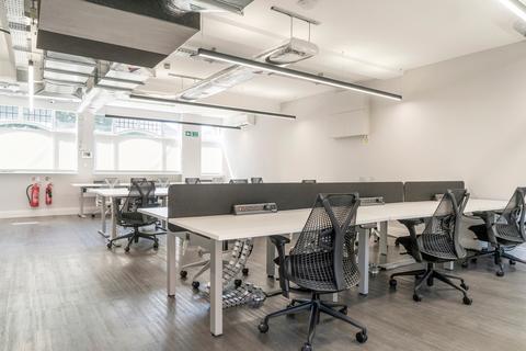 Office to rent, 8 Hollybush Row Oxford OX1 1JH