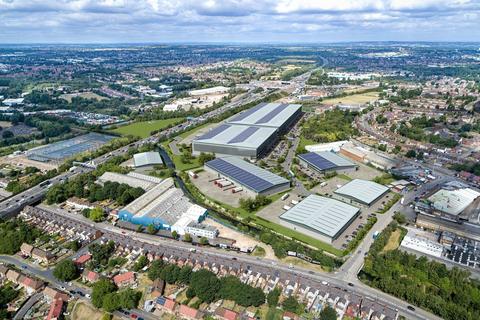 Warehouse to rent, Reservoir Pl Walsall WS2 9RX