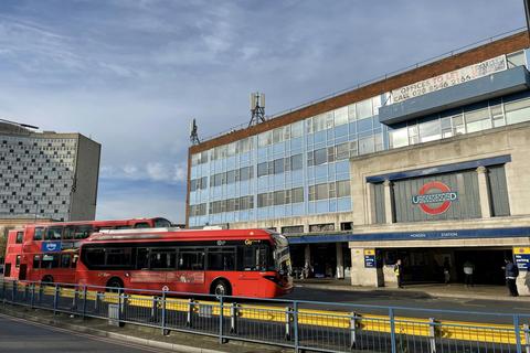 Office to rent, London Rd Morden SM4 5BE