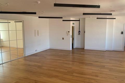 Office to rent, 465 Brixton Rd London SW9 8HL