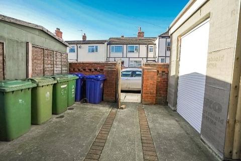 Retail property (high street) for sale, 158 Grimsby Rd Cleethorpes DN35 7DL