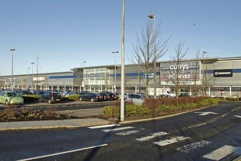 Retail property (high street) to rent, 136 Kings Inch Dr Glasgow G51 4BT
