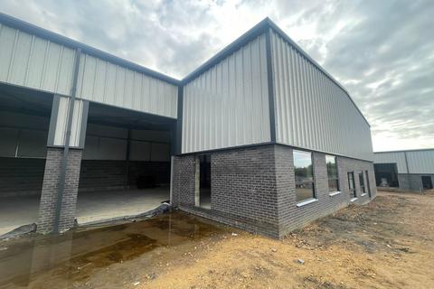 Industrial development to rent, Hyde Park Doncaster DN4 5AD