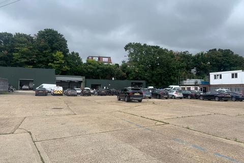 Land to rent, Selsdon Rd South Croydon CR2 0EA