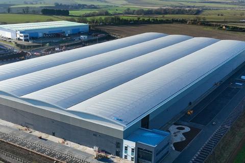 Warehouse to rent, Nasmyth Rd Daventry NN11 8NF