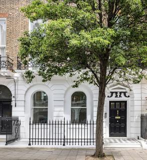 Healthcare facility to rent, 11 Devonshire Pl London W1G 6HT