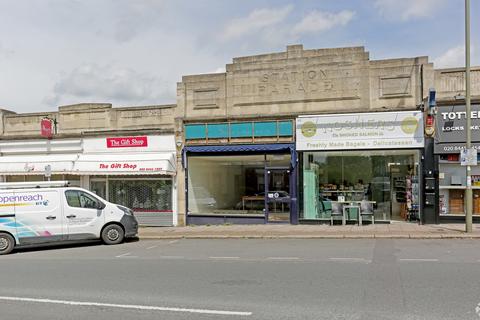Retail property (high street) to rent, 42 Totteridge Ln London N20 9QJ