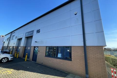 Warehouse to rent, Hercules Way Farnborough GU14 6UU
