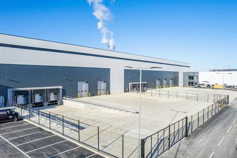 Warehouse to rent, Crabtree Manorway N Belvedere DA17 6AS
