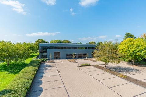 Office to rent, 2 Kembrey Park Swindon SN2 8UY