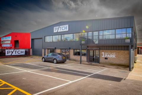 Warehouse to rent, 1 Skyline Park Bristol BS4 5EN