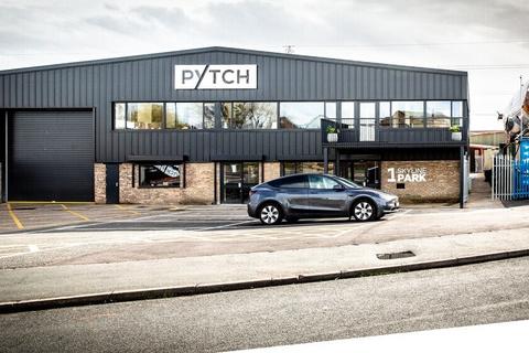 Warehouse to rent, 1 Skyline Park Bristol BS4 5EN