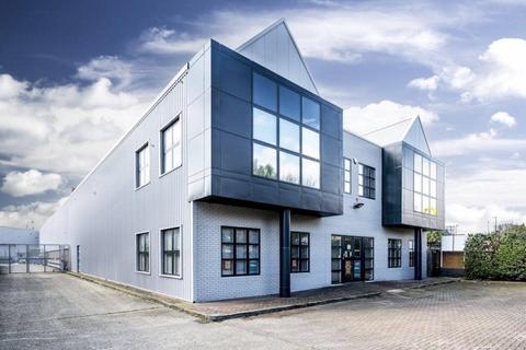 Warehouse to rent, 2 Evelyn St London SE8 5DQ