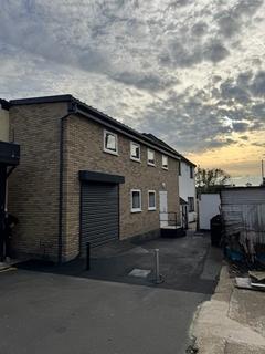 Industrial unit to rent, 54 The Broadway London NW7 3LH