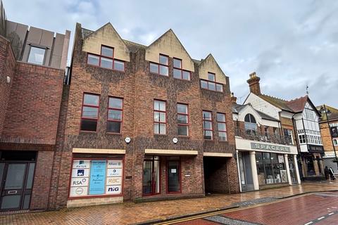 Office to rent, 20 King St Maidenhead SL6 1DT