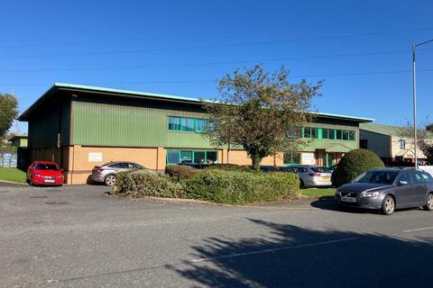 Warehouse to rent, Sandy's Rd Malvern WR14 1JJ