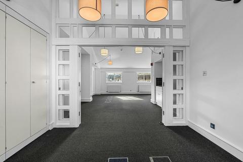 Office to rent, 1 Coldbath Sq London EC1R 5HL