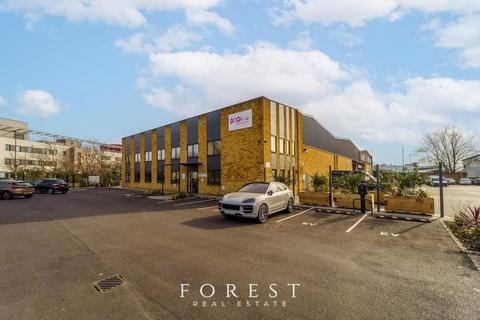 Warehouse to rent, 2-4 Cumberland Ave London NW10 7QL