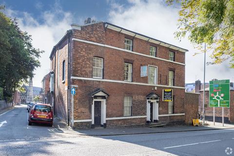 Office to rent, 8 Queen St Newcastle Under Lyme ST5 1ED