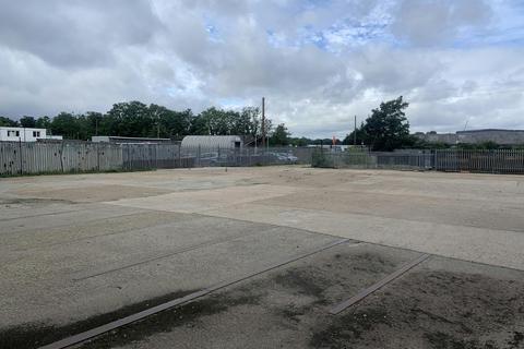 Land to rent, Selsdon Rd South Croydon CR2 0EA