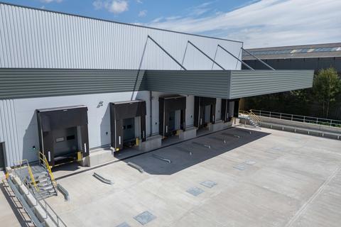 Warehouse to rent, 93 George Richards Way Altrincham WA14 5ZR
