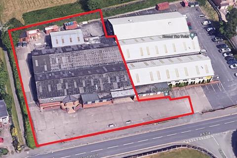 Showroom to rent, 141 Holt Rd Wrexham LL13 9DY
