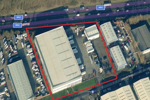 Industrial development to rent, Burton Interchange, 8 Leacroft Rd Warrington WA3 6