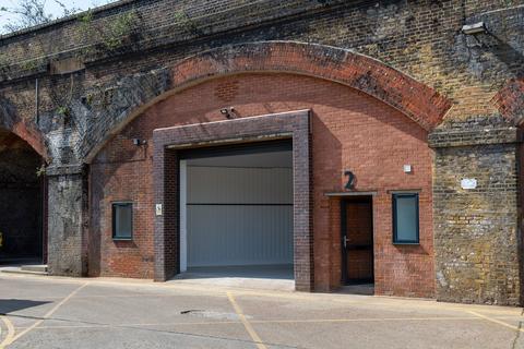 Warehouse to rent, Bermondsey Trading Estate London SE16