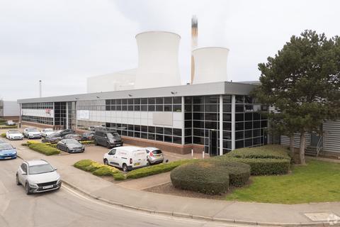 Warehouse to rent, 686-689 Stirling Rd Slough SL1 4ST