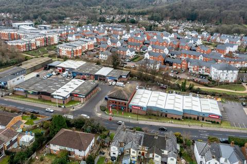 Warehouse to rent, 13 London Rd High Wycombe HP11 1LH