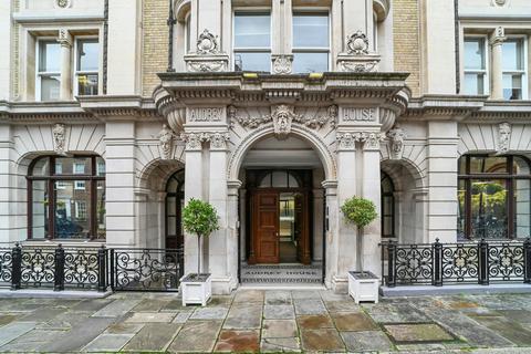 Healthcare facility to rent, 16-20 Ely Pl London EC1N 6SN