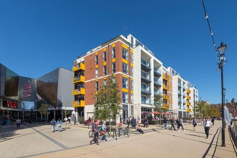 Retail property (high street) to rent, Riverside Sq Bedford MK40 1AR