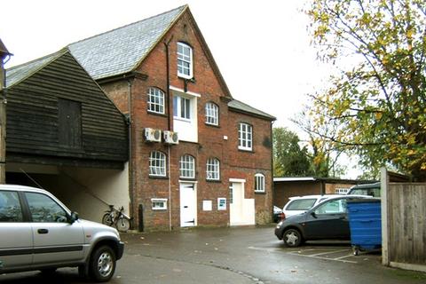 Office to rent, Bridge St Godalming GU7 1HP