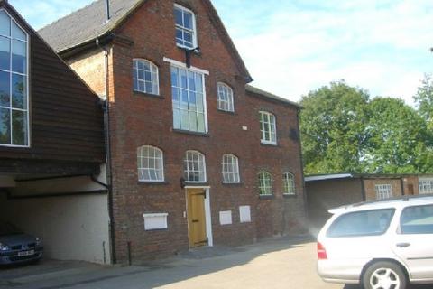 Office to rent, Bridge St Godalming GU7 1HP