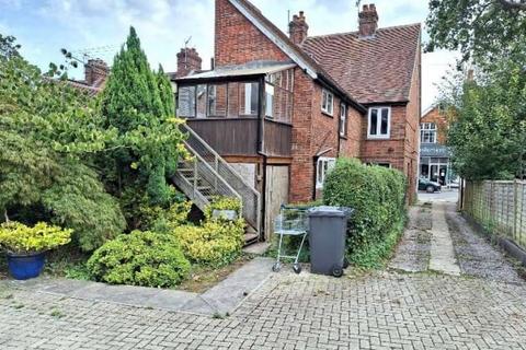 Retail property (high street) for sale, 98-100 Wey Hl Haslemere GU27 1HS