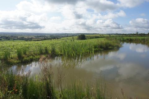 Office to rent, Callow Hill Brinkworth SN15 5FD