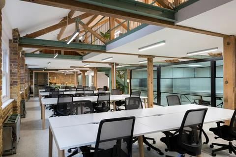 Office to rent, 2 Pear Tree Ct London EC1R 0DS