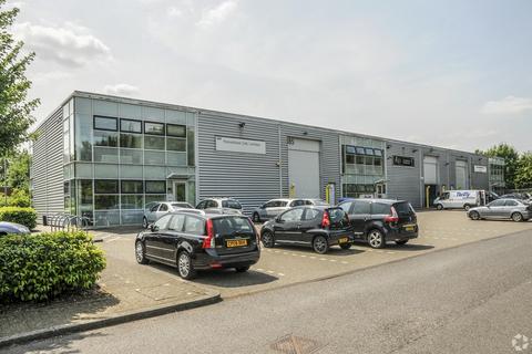 Industrial development to rent, Centennial Ave Elstree WD6 3TJ