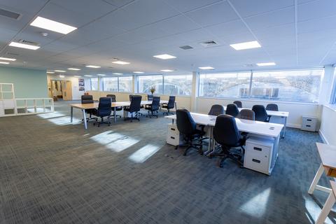 Industrial unit to rent, 23-34 Ingate Pl London SW8 3NS