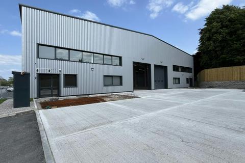 Warehouse to rent, London Rd Macclesfield SK10 4NL