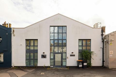 Office to rent, 2 Vencourt Pl London W6 9LX