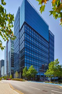 Office to rent, Westfield Ave London E20 1HZ