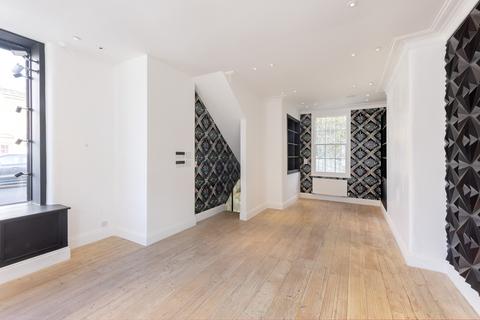 Retail property (high street) to rent, 13 Walton St London SW3 2HX